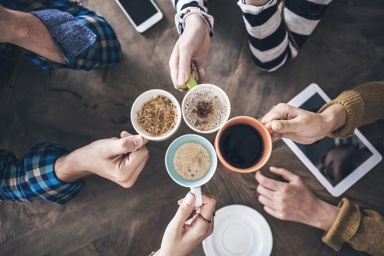 Esce dall’ufficio per una ‘pausa caffè’ e finisce a terra: niente indennità dall’Inail
